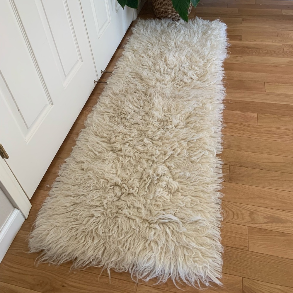 100% Wool Flokati Rug/Runner